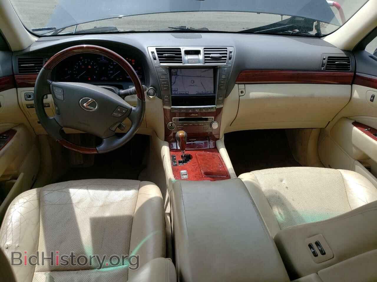 2011 LEXUS LS460 - VIN: JTHCL5EF0B5010241 - Photo 8