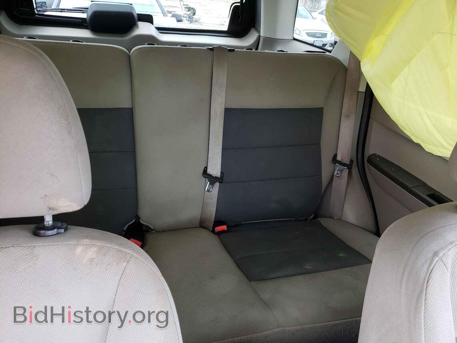 2008 FORD ESCAPE - VIN: 1FMCU93128KD65690 - Фото 6