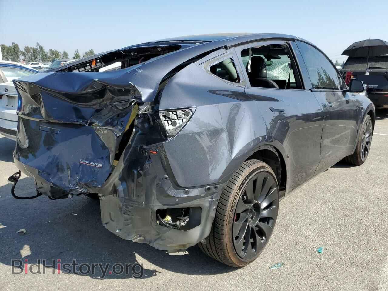2022 TESLA MODEL Y - VIN: 7SAYGDEF3NF485846 - Фото 3