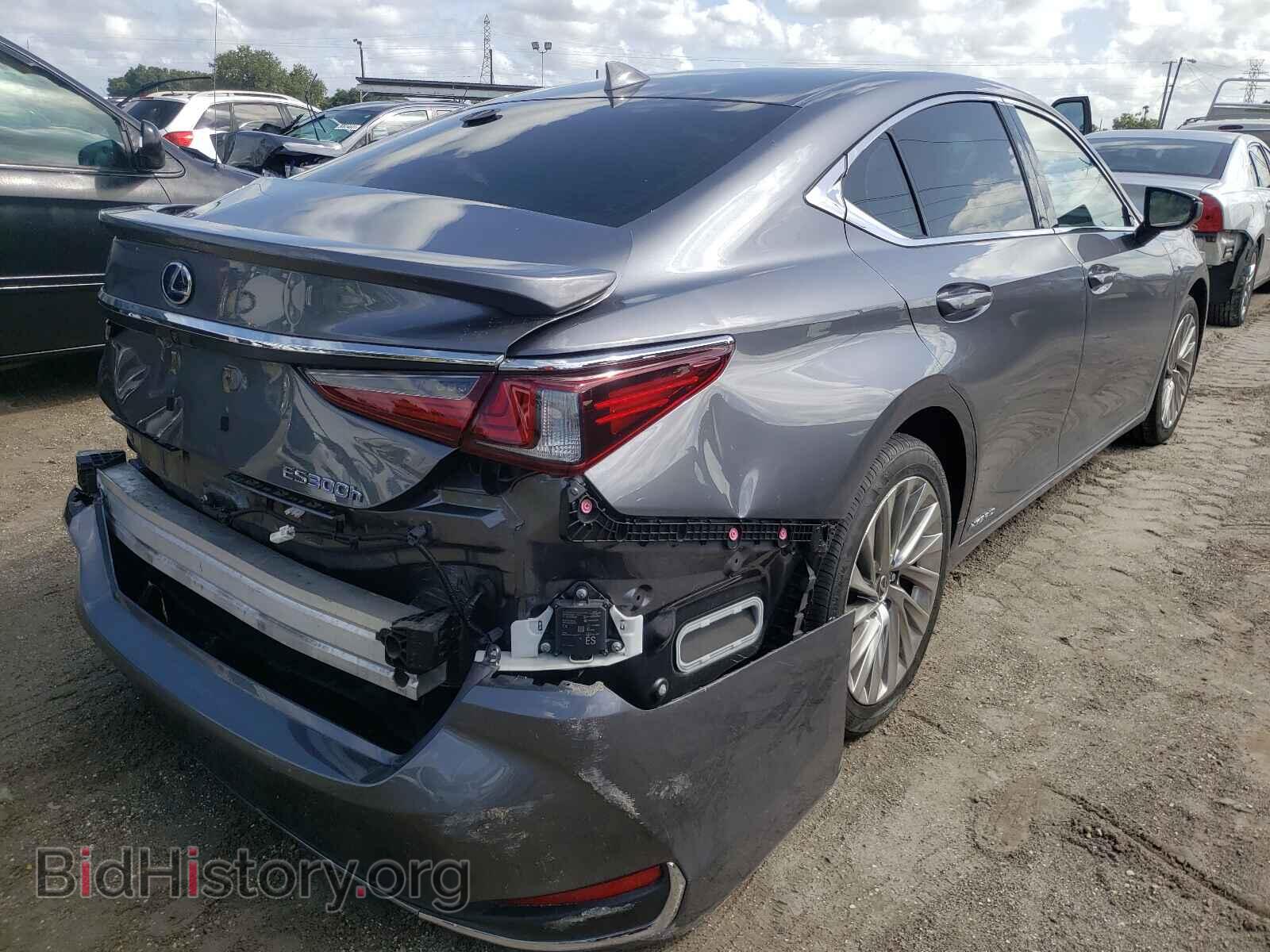 2019 LEXUS ES300 - VIN: JTHB21B18K2037530 - Фото 4