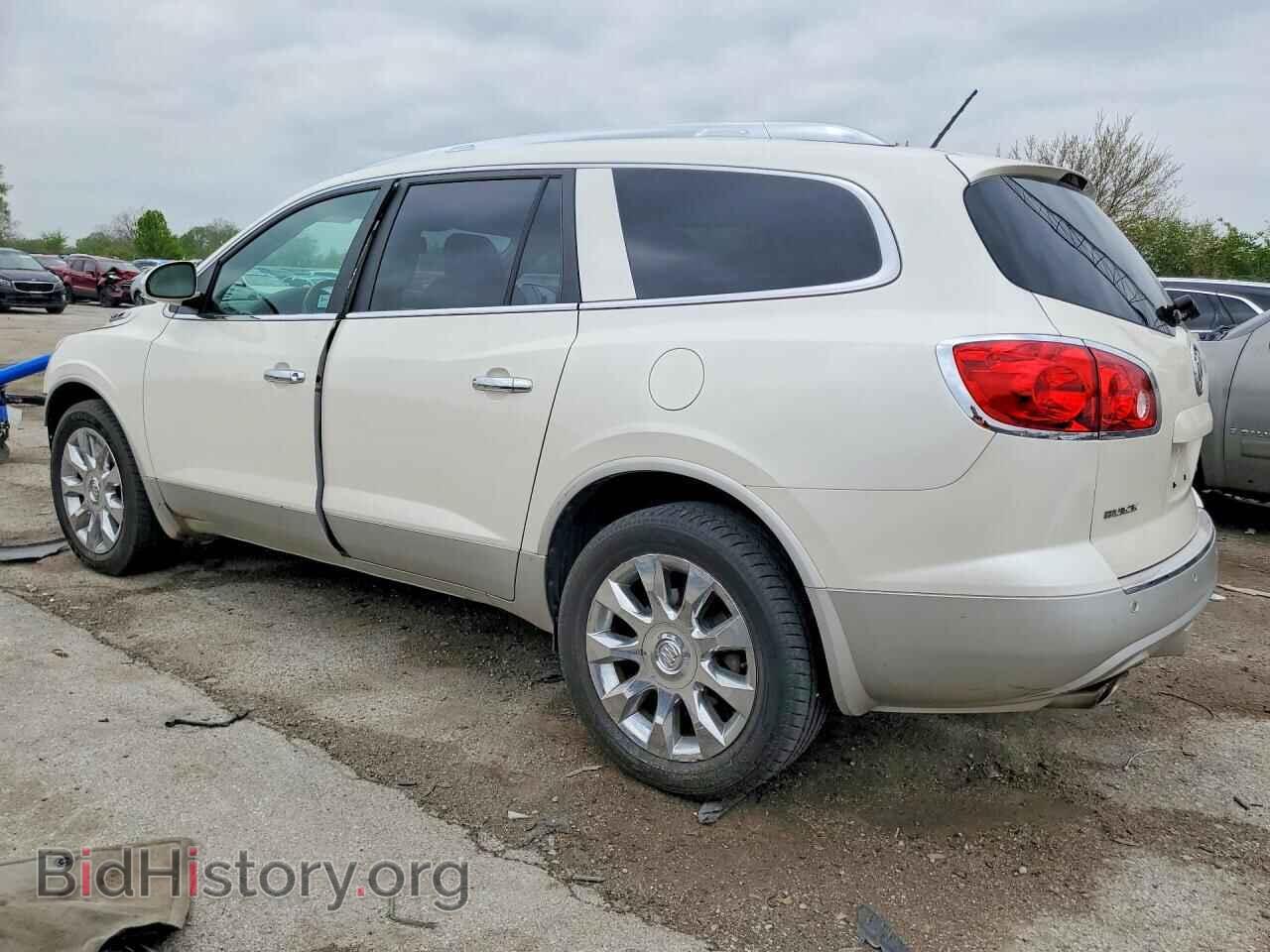 2011 BUICK ENCLAVE - VIN: 5GAKVCED0BJ298863 - Фото 2