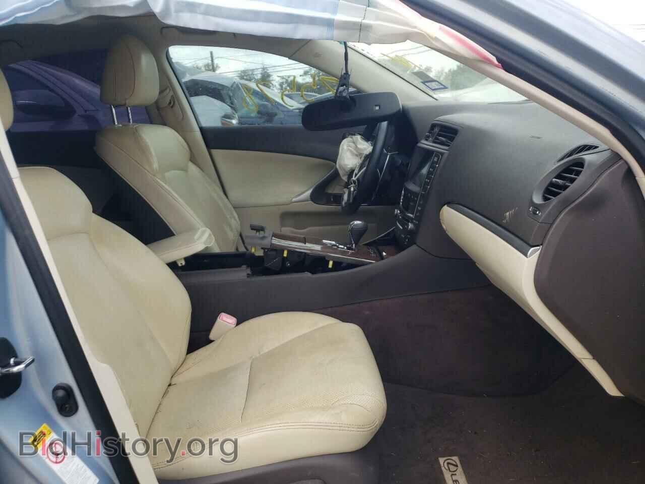 2011 LEXUS IS - VIN: JTHBF5C26B5143377 - Photo 5