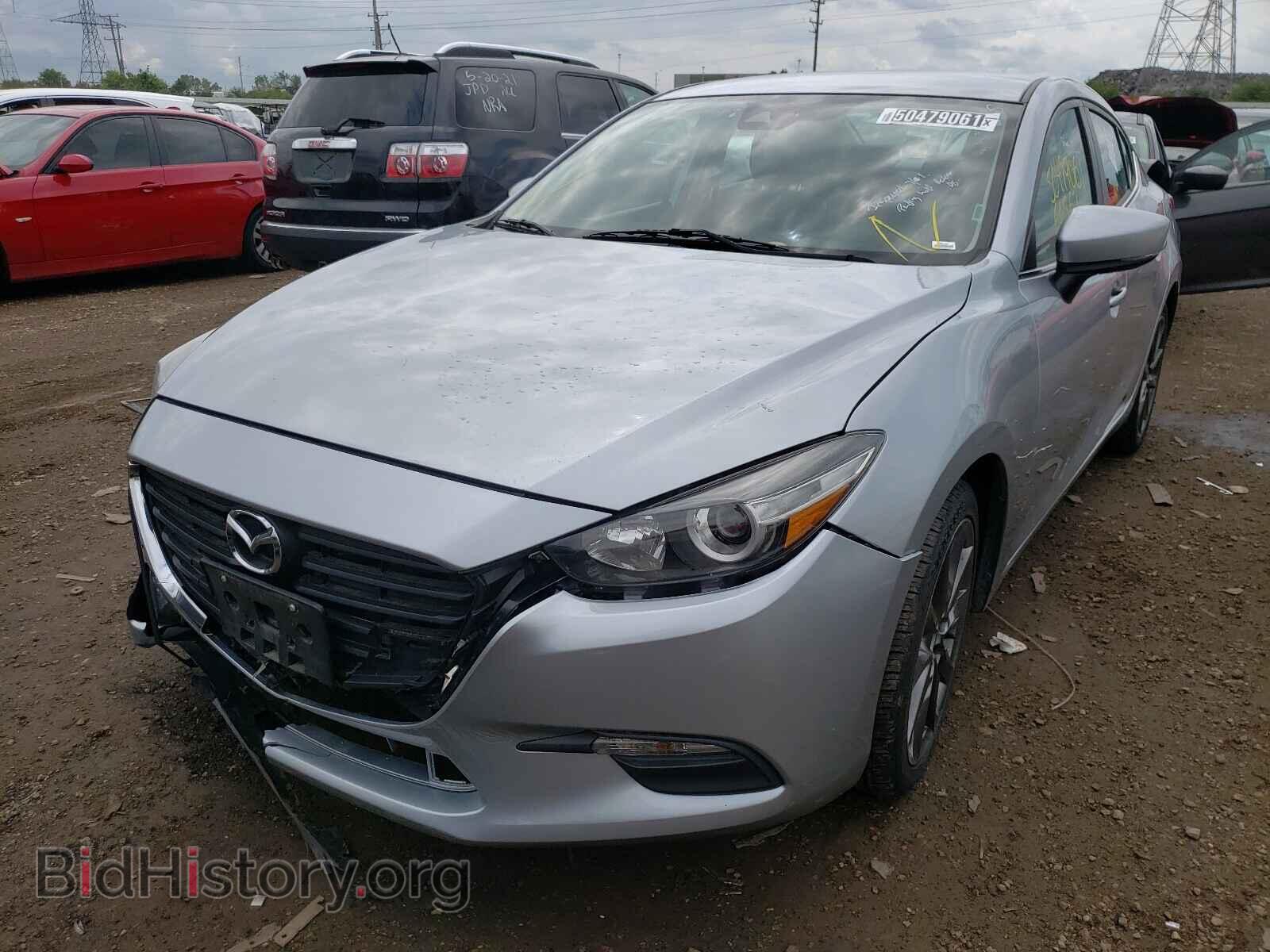 2018 MAZDA 3 - VIN: 3MZBN1V33JM207917 - Фото 2