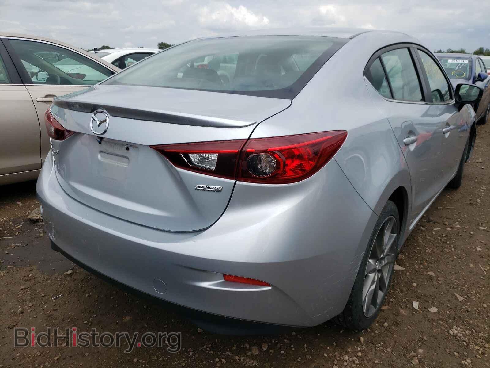 2018 MAZDA 3 - VIN: 3MZBN1V33JM207917 - Фото 4
