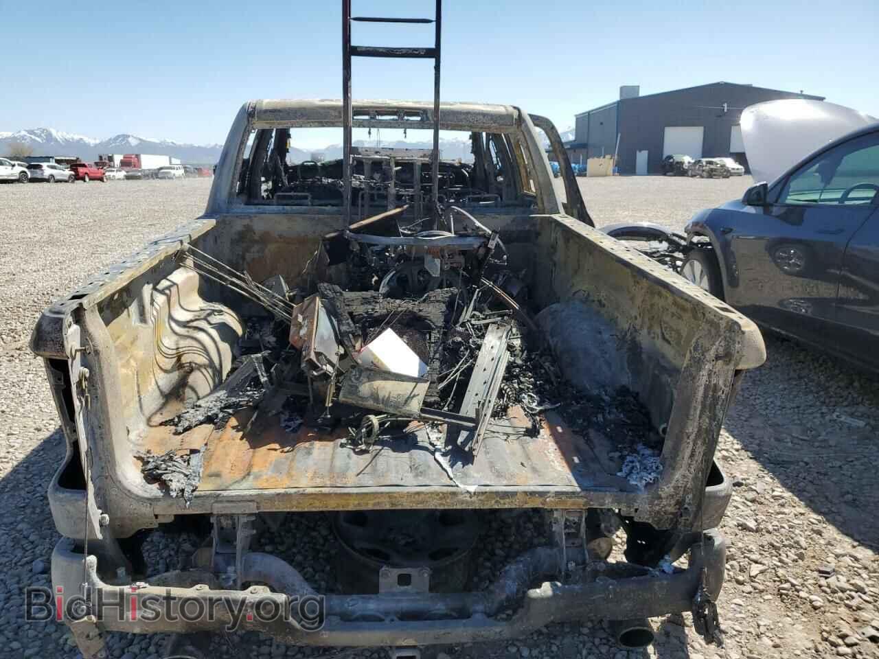 2019 RAM 1500 - VIN: 1C6SRFFT0KN753799 - Фото 6