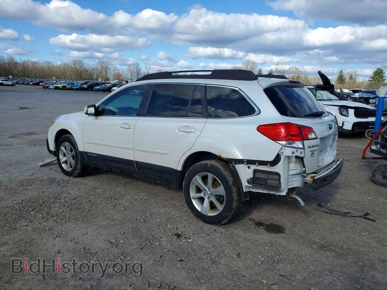 2014 SUBARU OUTBACK - VIN: 4S4BRBLC2E3292588 - Фото 2