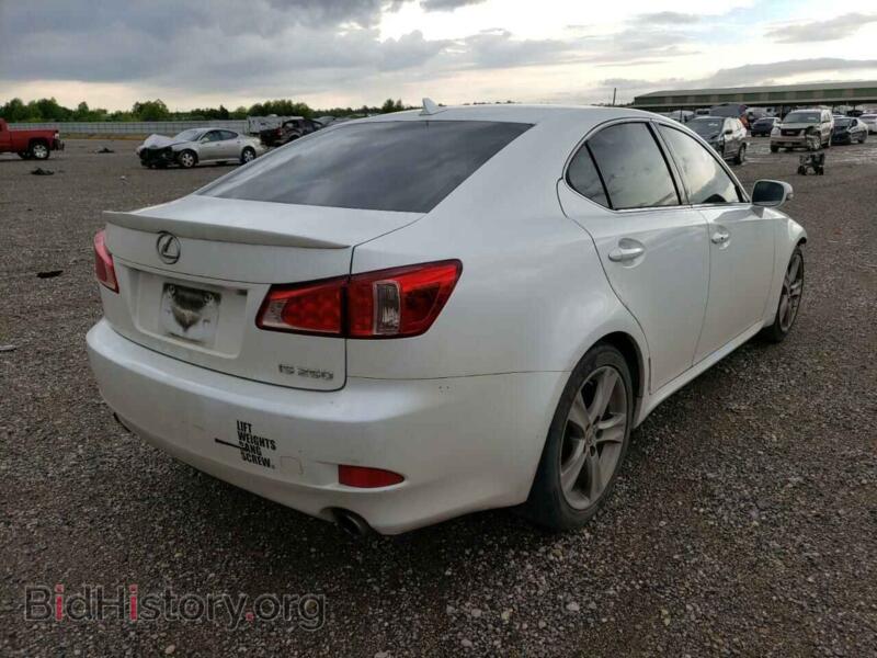 2011 Lexus IS (VIN JTHBF5C26B5130385) — фото 4 из 10