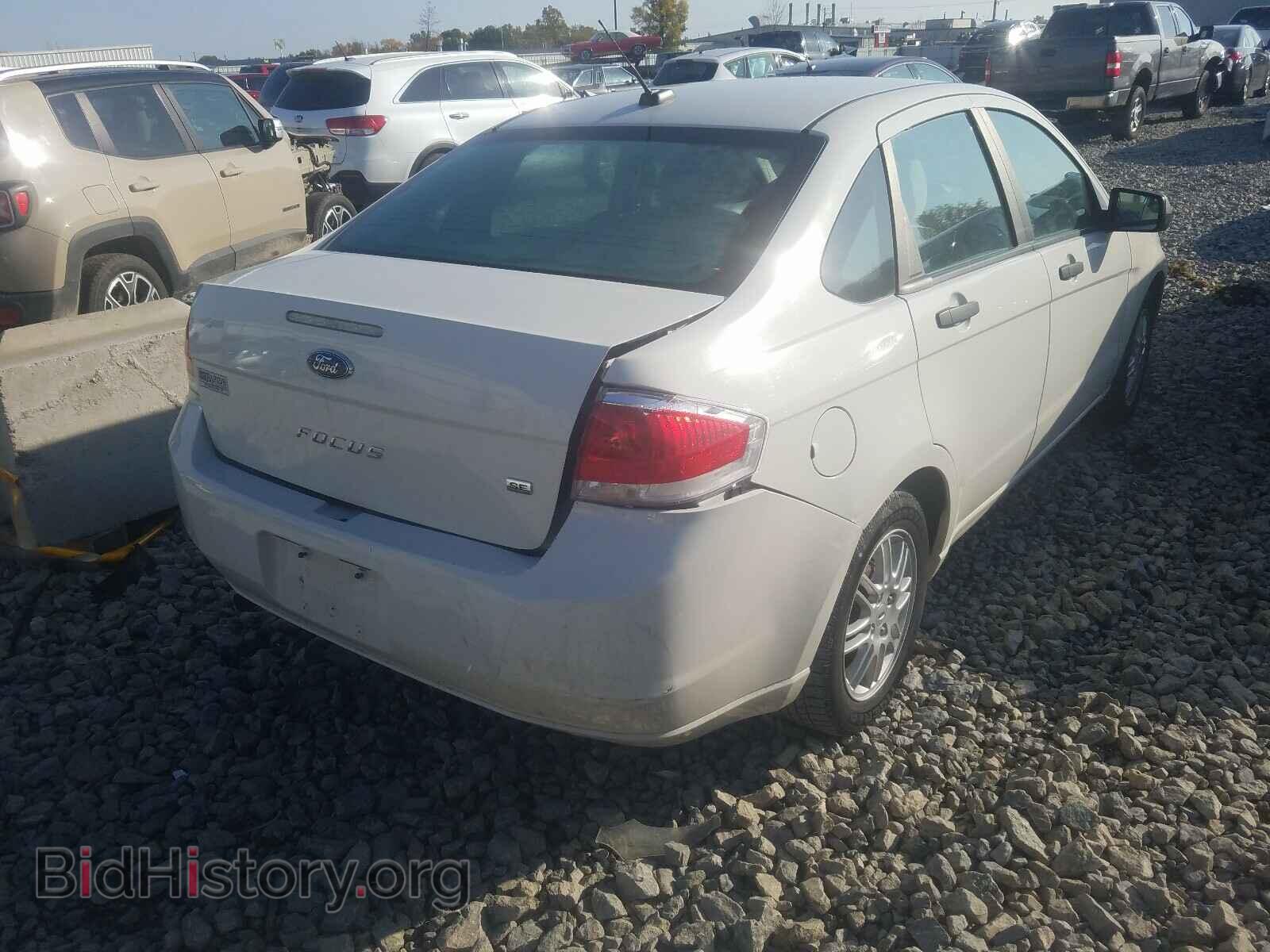 2011 FORD FOCUS - VIN: 1FAHP3FN2BW188061 - Фото 4