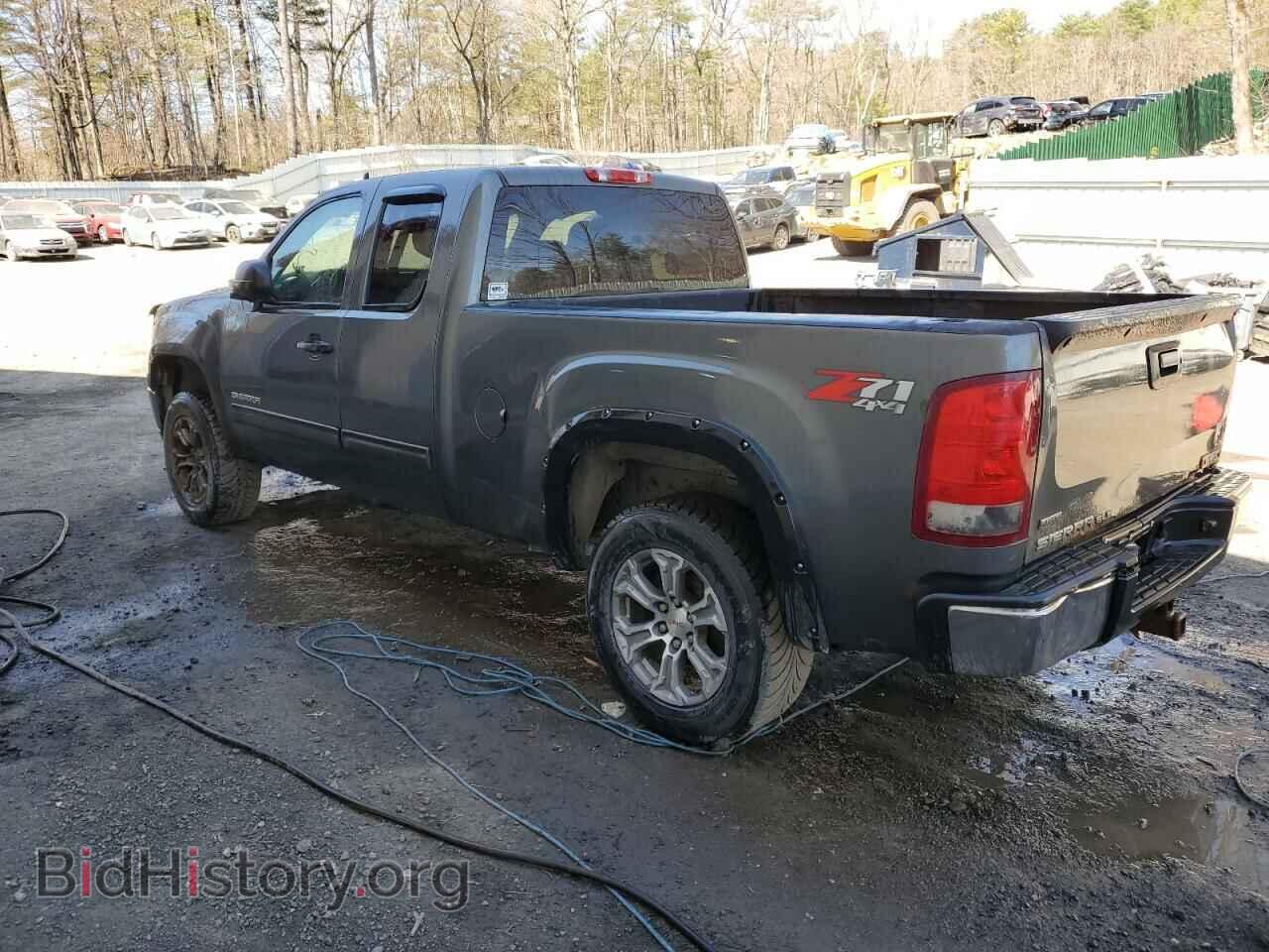 2011 GMC SIERRA - VIN: 1GTR2VE39BZ444963 - Фото 2