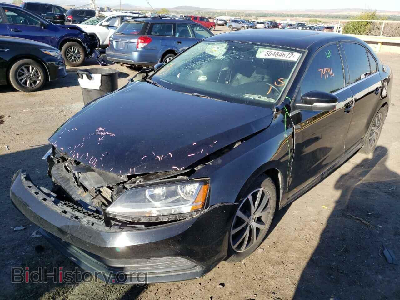 2017 VOLKSWAGEN JETTA - VIN: 3VWDB7AJ9HM276422 - Photo 2