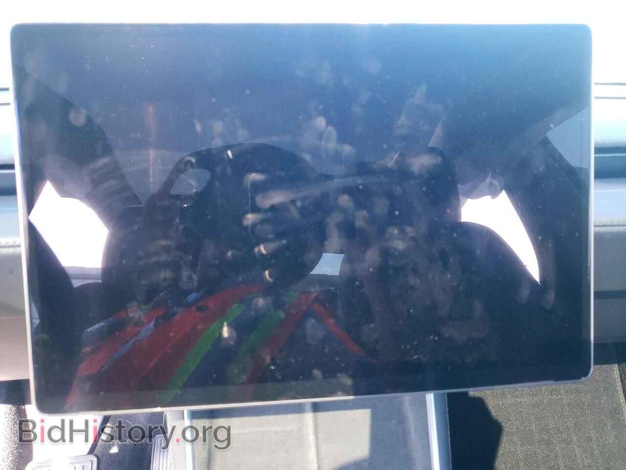 2026 TESLA MODEL Y - VIN: 7SAYGDEE8TF461482 - Photo 9