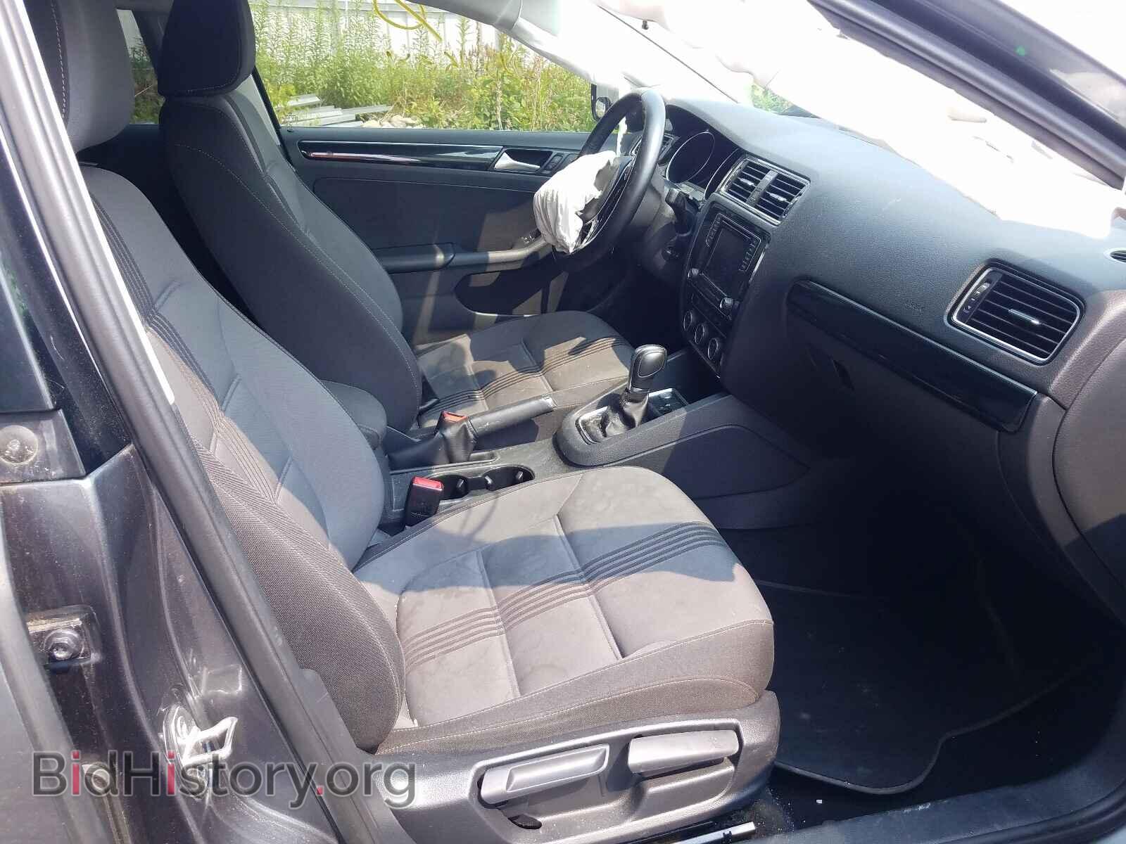 2017 VOLKSWAGEN JETTA - VIN: 3VWDB7AJ9HM353581 - Фото 5