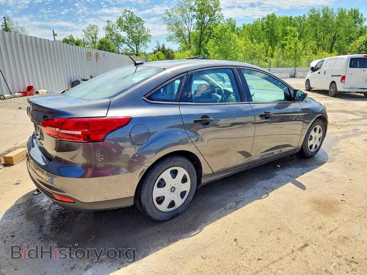 2017 FORD FOCUS - VIN: 1FADP3E26HL203483 - Photo 3