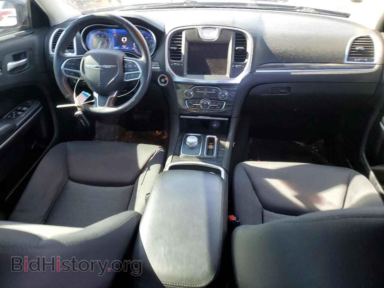 2021 CHRYSLER 300 - VIN: 2C3CCAAG3MH516221 - Фото 8