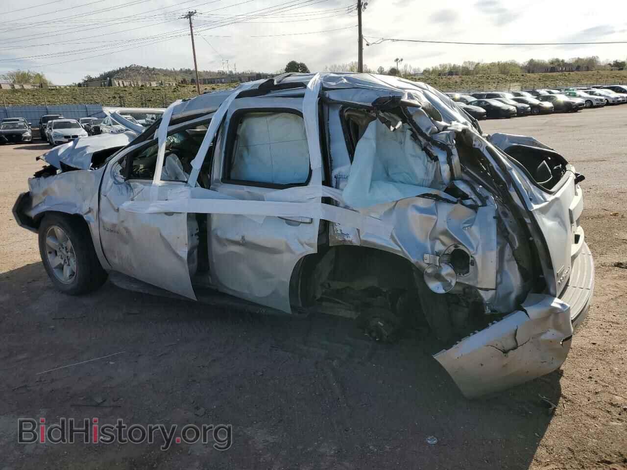 2011 GMC YUKON - VIN: 1GKS2CE07BR273047 - Фото 2