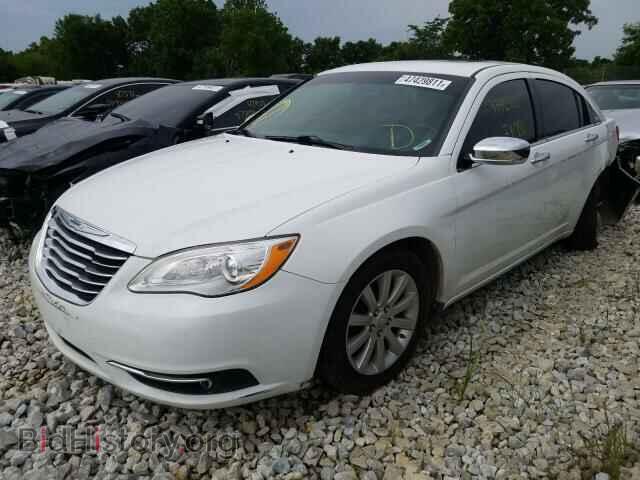 2013 CHRYSLER 200 - VIN: 1C3CCBCG9DN610159 - Фото 2