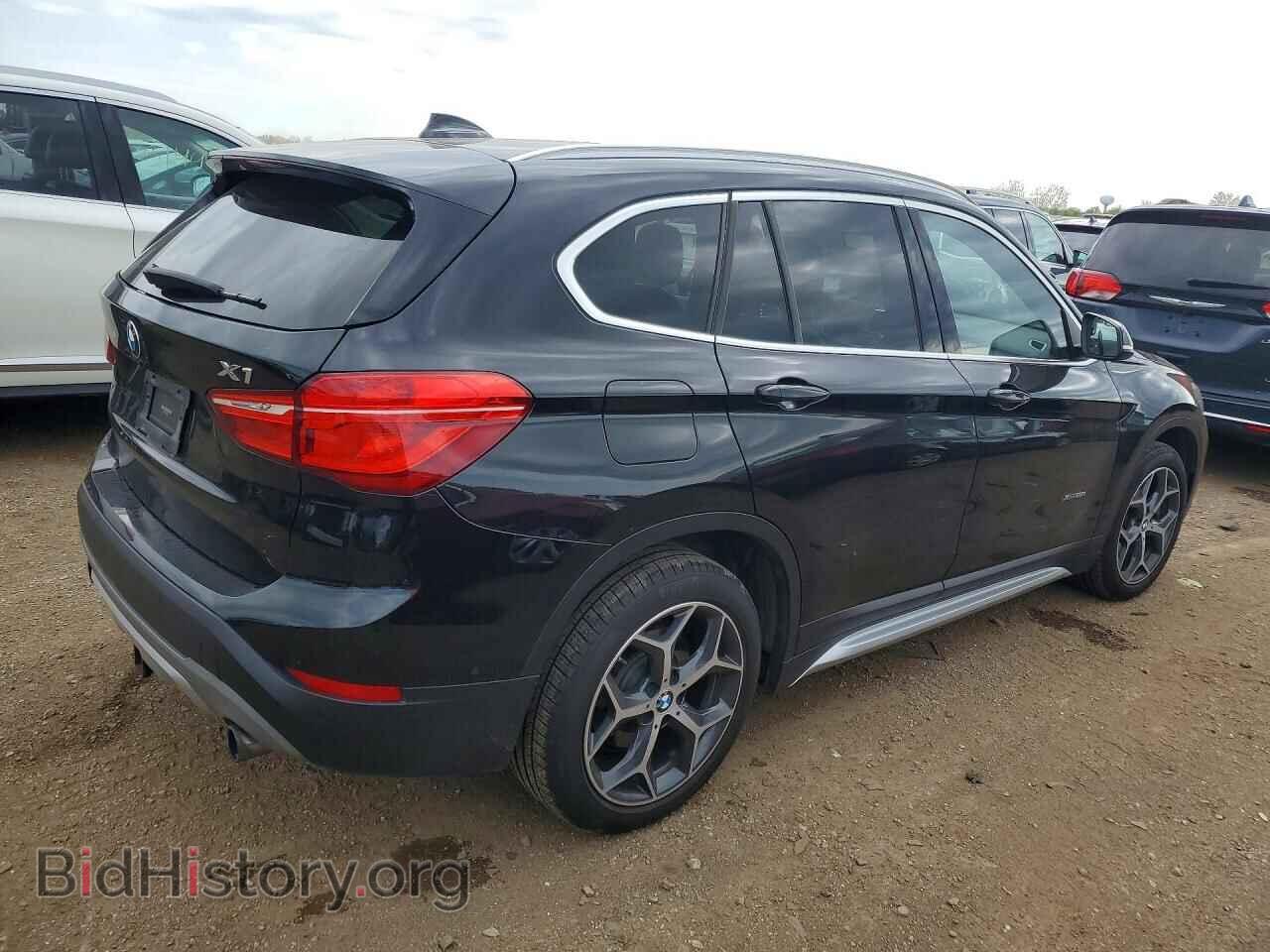 2017 BMW X1 - VIN: WBXHT3C3XH5F70822 - Фото 3