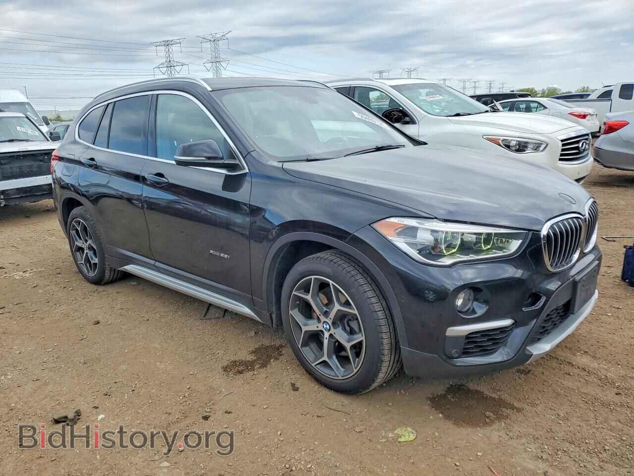 2017 BMW X1 - VIN: WBXHT3C3XH5F70822 - Фото 4