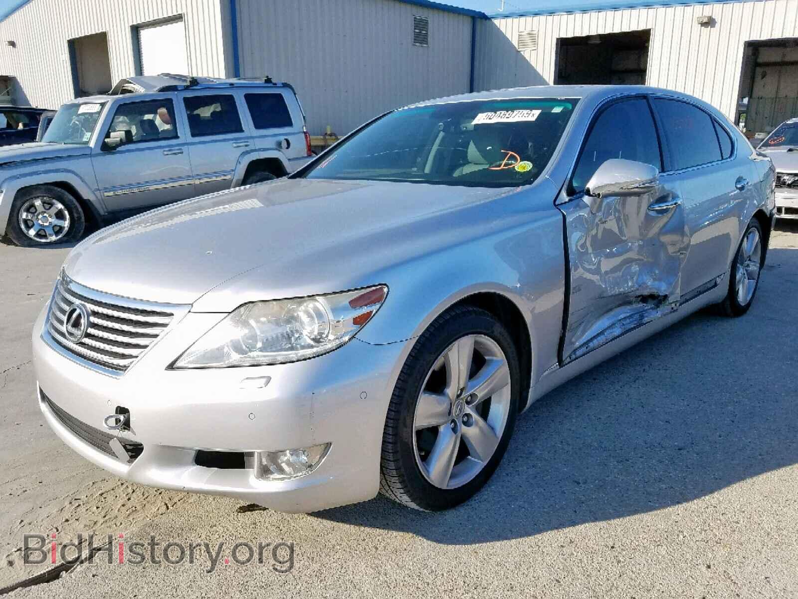 2010 LEXUS LS460 - VIN: JTHGL5EF3A5040060 - Фото 2