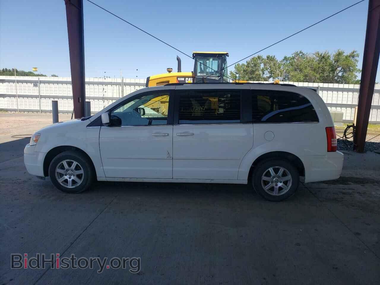2008 CHRYSLER MINIVAN - VIN: 2A8HR54P88R772950 - Фото 9