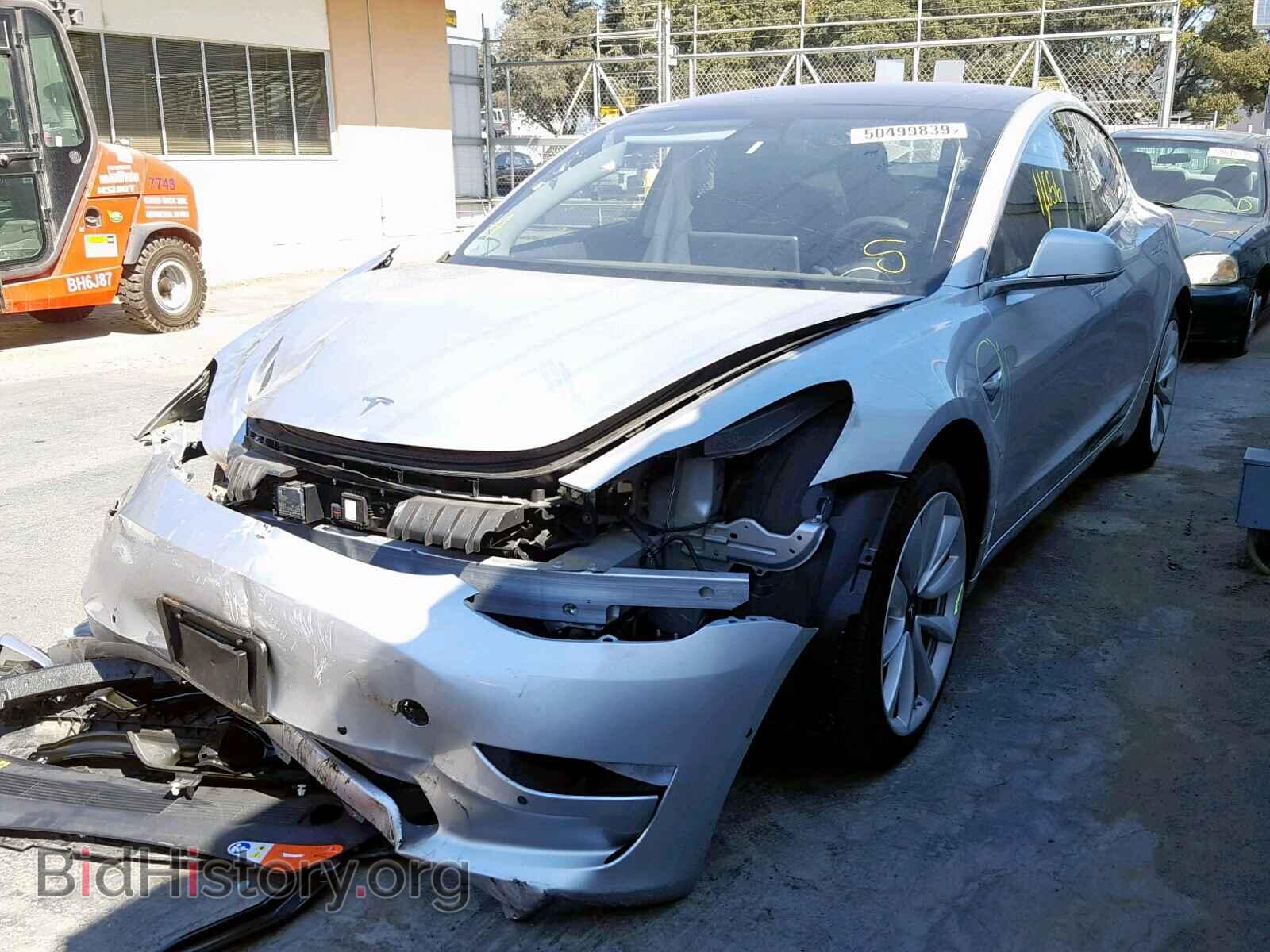2018 TESLA MODEL 3 - VIN: 5YJ3E1EAXJF017932 - Фото 2