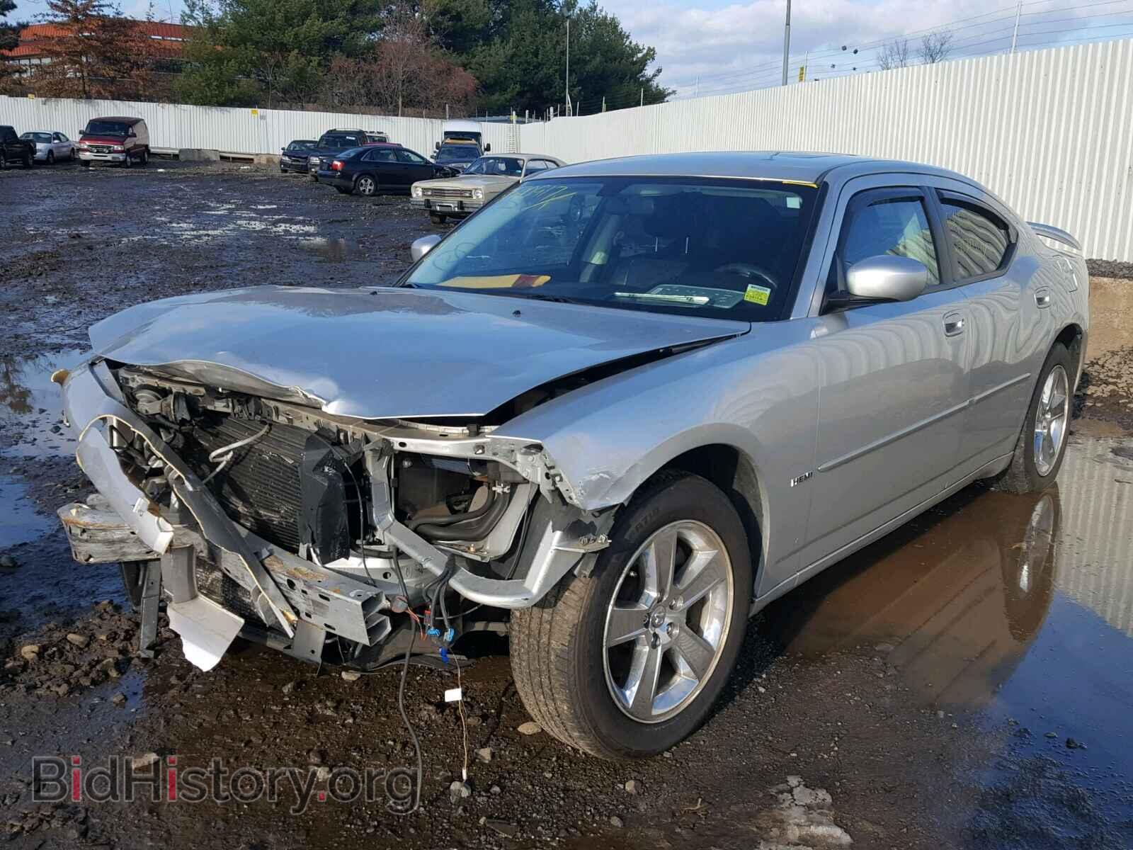 2010 DODGE CHARGER - VIN: 2B3CA5CT6AH203647 - Фото 2