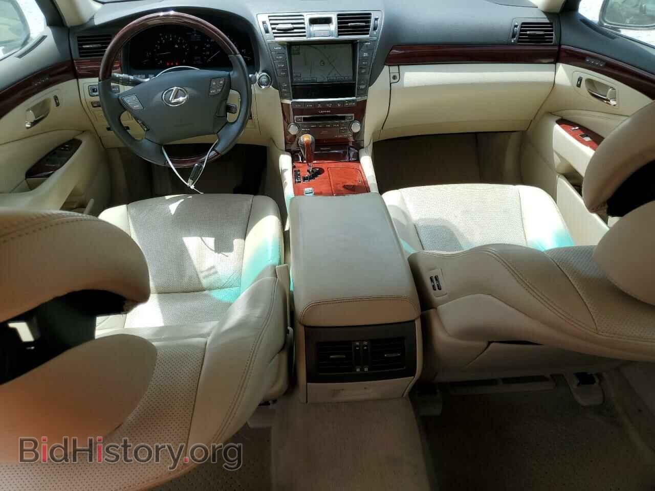 2012 LEXUS LS460 - VIN: JTHBL5EF5C5111269 - Photo 8