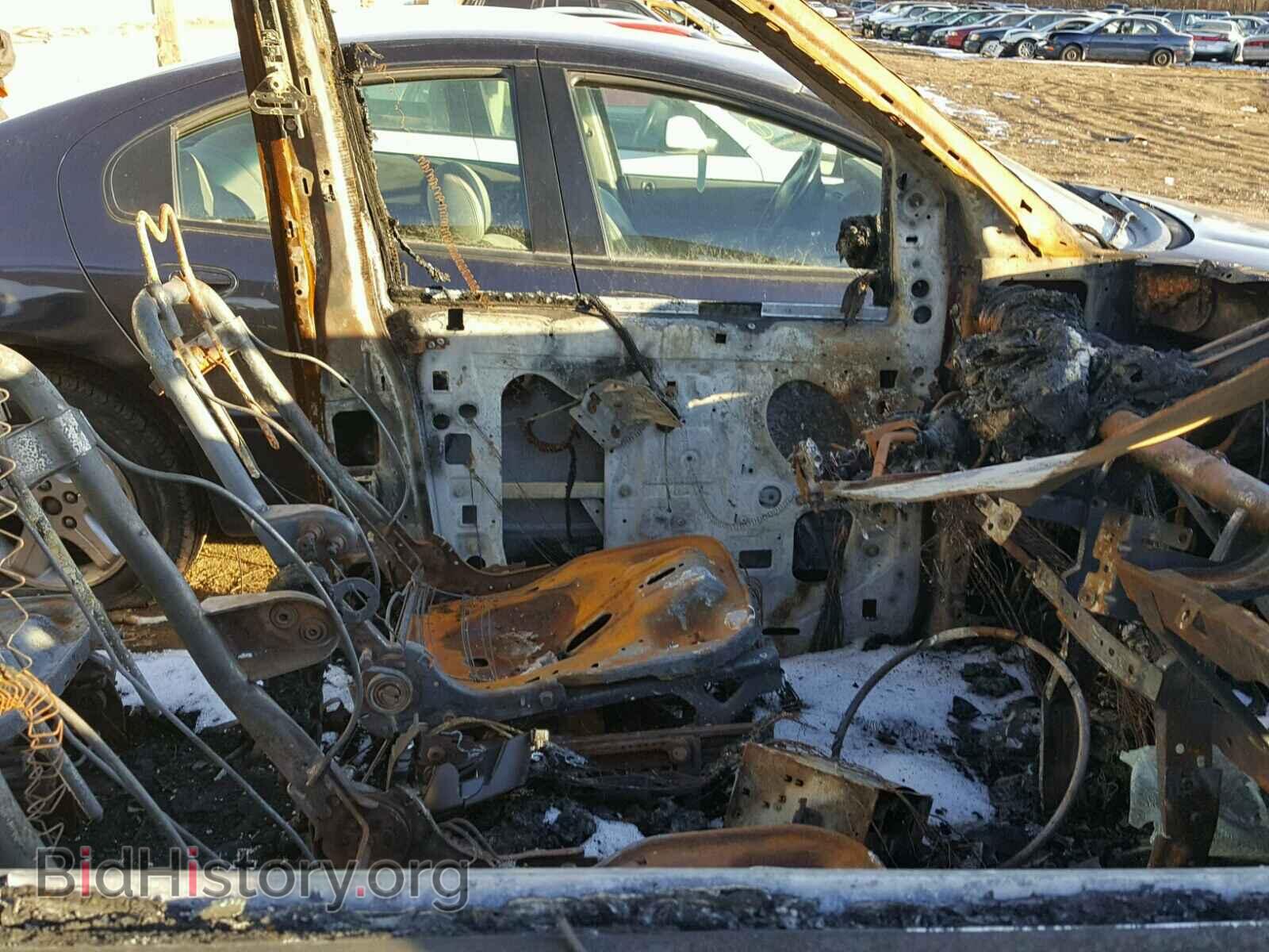 2004 FORD FREESTAR - VIN: 2FMZA52204BA65172 - Фото 5