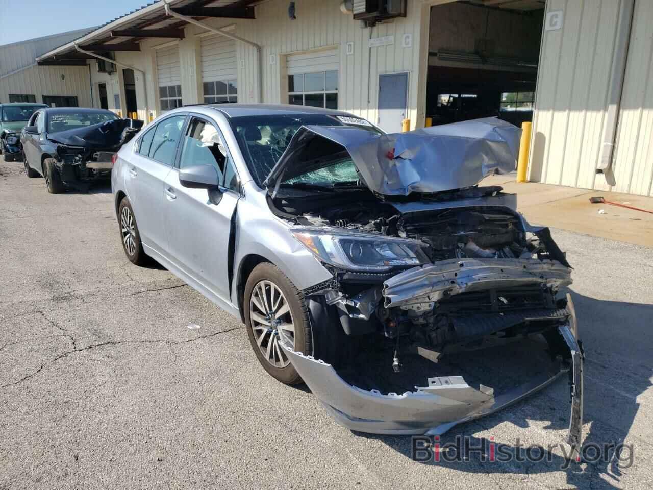 Photo 4S3BNAC68J3036499 - SUBARU LEGACY 2018