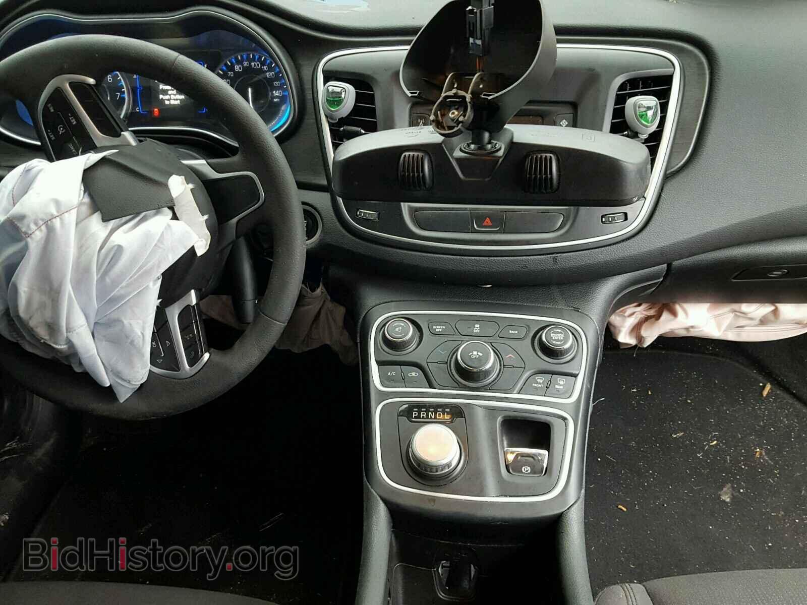 2015 CHRYSLER 200 - VIN: 1C3CCCAB3FN712332 - Photo 9