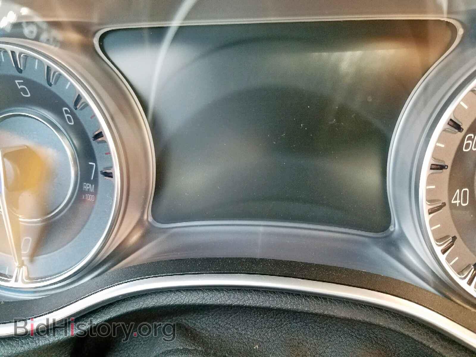 2018 CHRYSLER 300 - VIN: 2C3CCAEG6JH123318 - Фото 8
