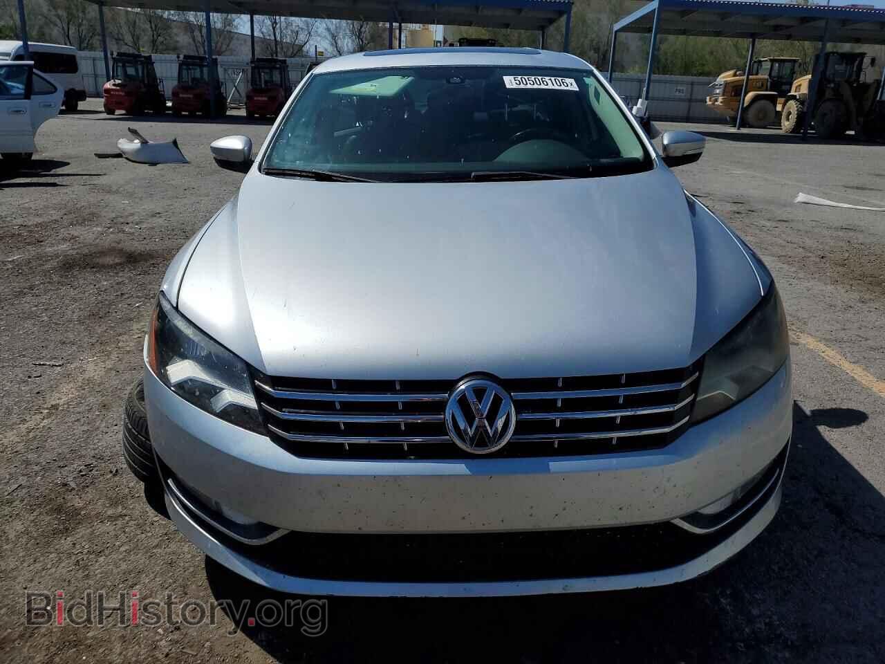 2015 VOLKSWAGEN PASSAT - VIN: 1VWBV7A32FC049801 - Фото 5