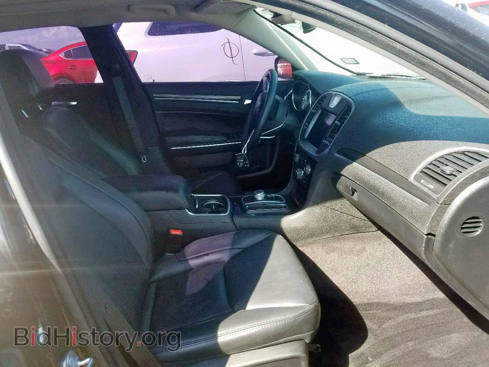 2017 CHRYSLER 300 - VIN: 2C3CCAAG2HH552956 - Фото 5