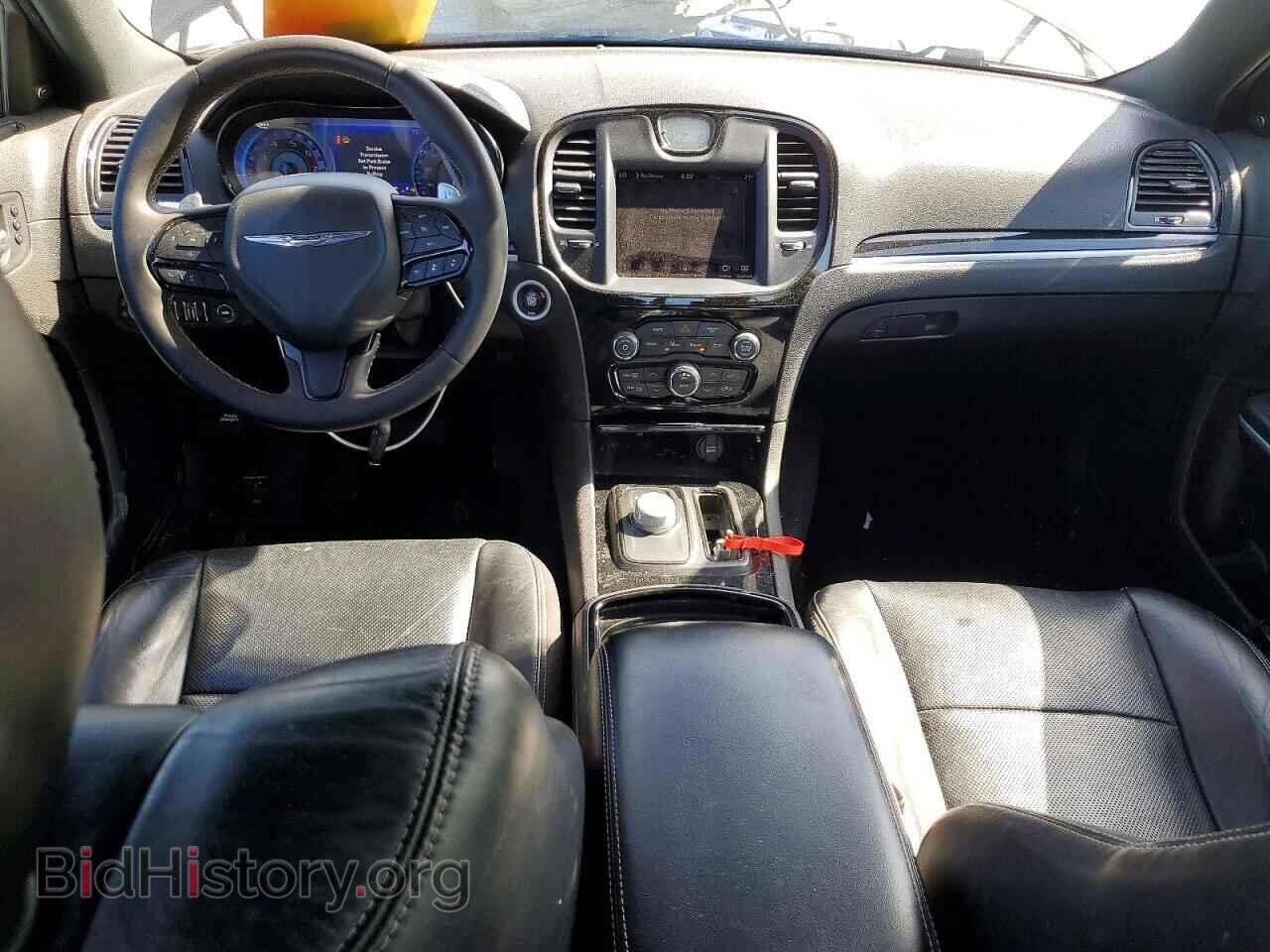 2022 CHRYSLER 300 - VIN: 2C3CCABTXNH205379 - Photo 8