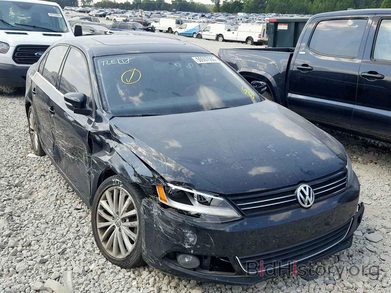 Photo 3VWLX7AJ3BM307409 - VOLKSWAGEN JETTA 2011