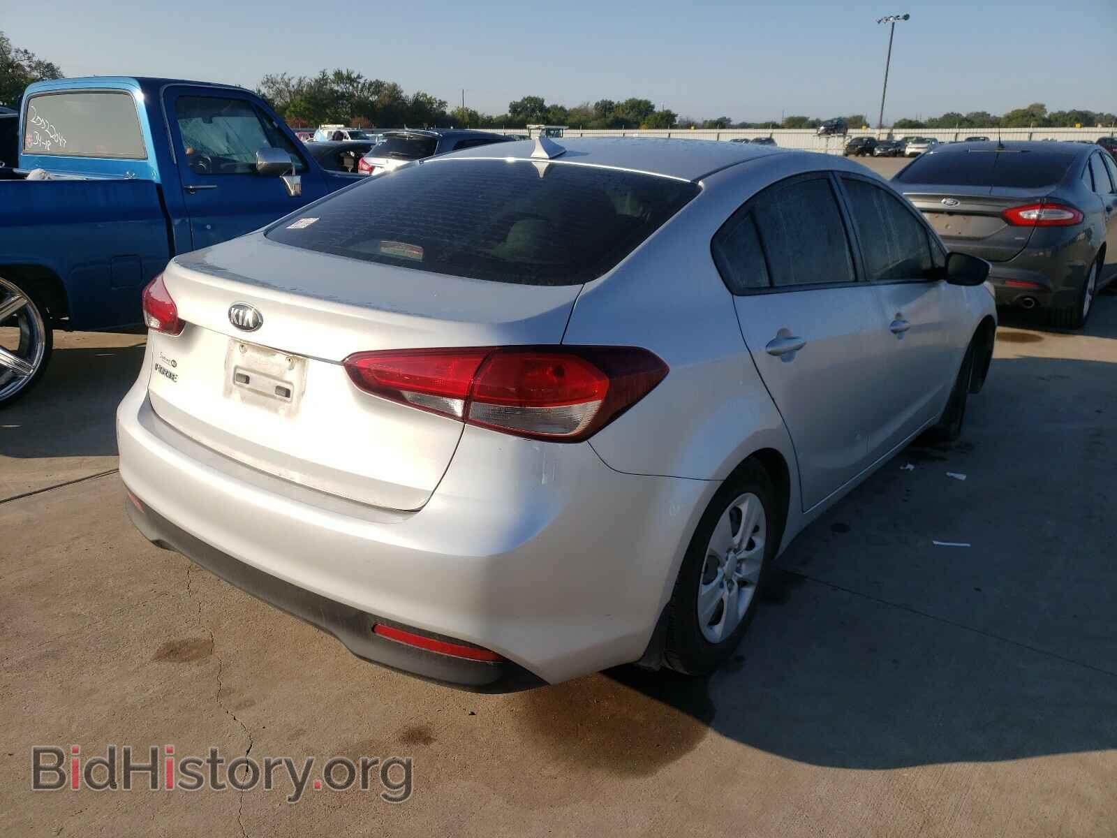 2017 KIA FORTE - VIN: 3KPFK4A77HE149189 - Фото 4