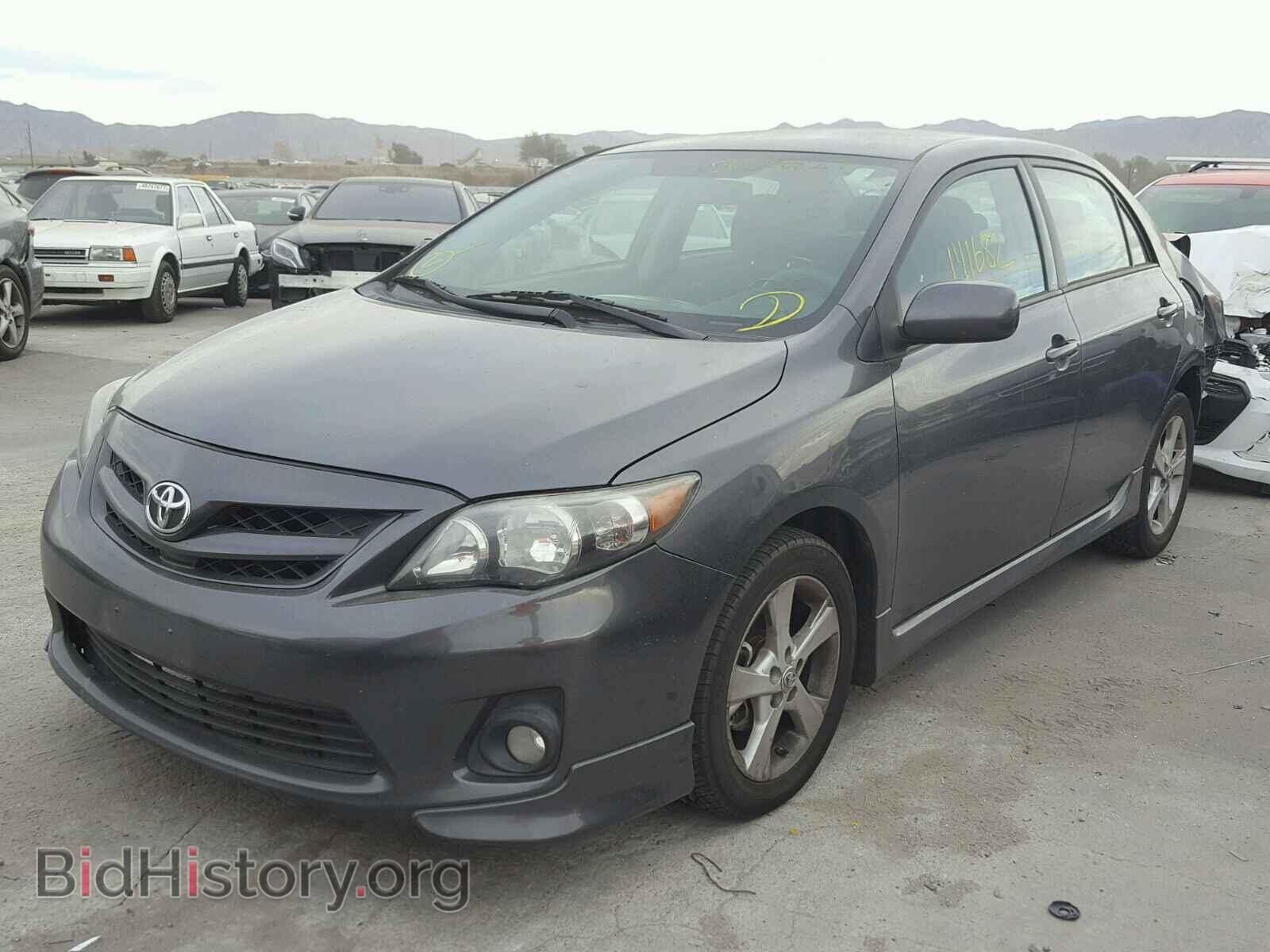 2011 TOYOTA COROLLA BA - VIN: 2T1BU4EE3BC556580 - Фото 2