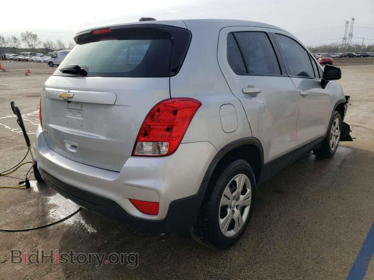 2017 CHEVROLET TRAX - VIN: 3GNCJKSB3HL280250 - Photo 3