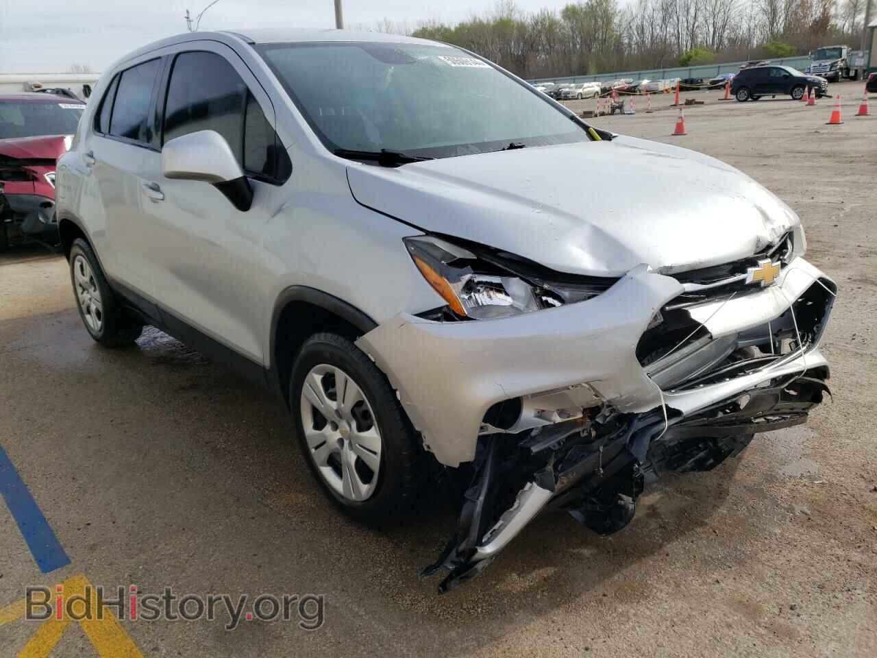 2017 CHEVROLET TRAX - VIN: 3GNCJKSB3HL280250 - Photo 4