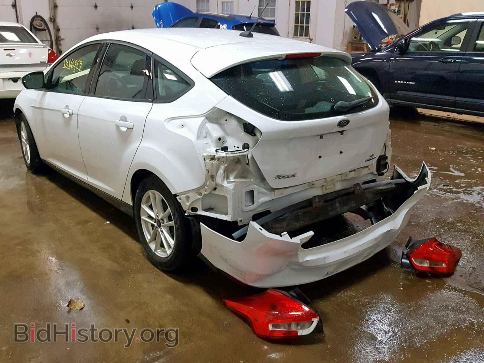 2016 FORD FOCUS SE - VIN: 1FADP3K2XGL244556 - Фото 3