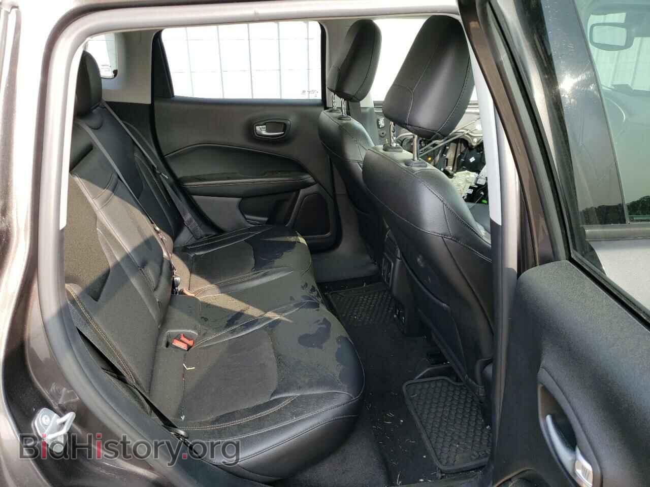 2018 JEEP COMPASS - VIN: 3C4NJDBB2JT142444 - Фото 11