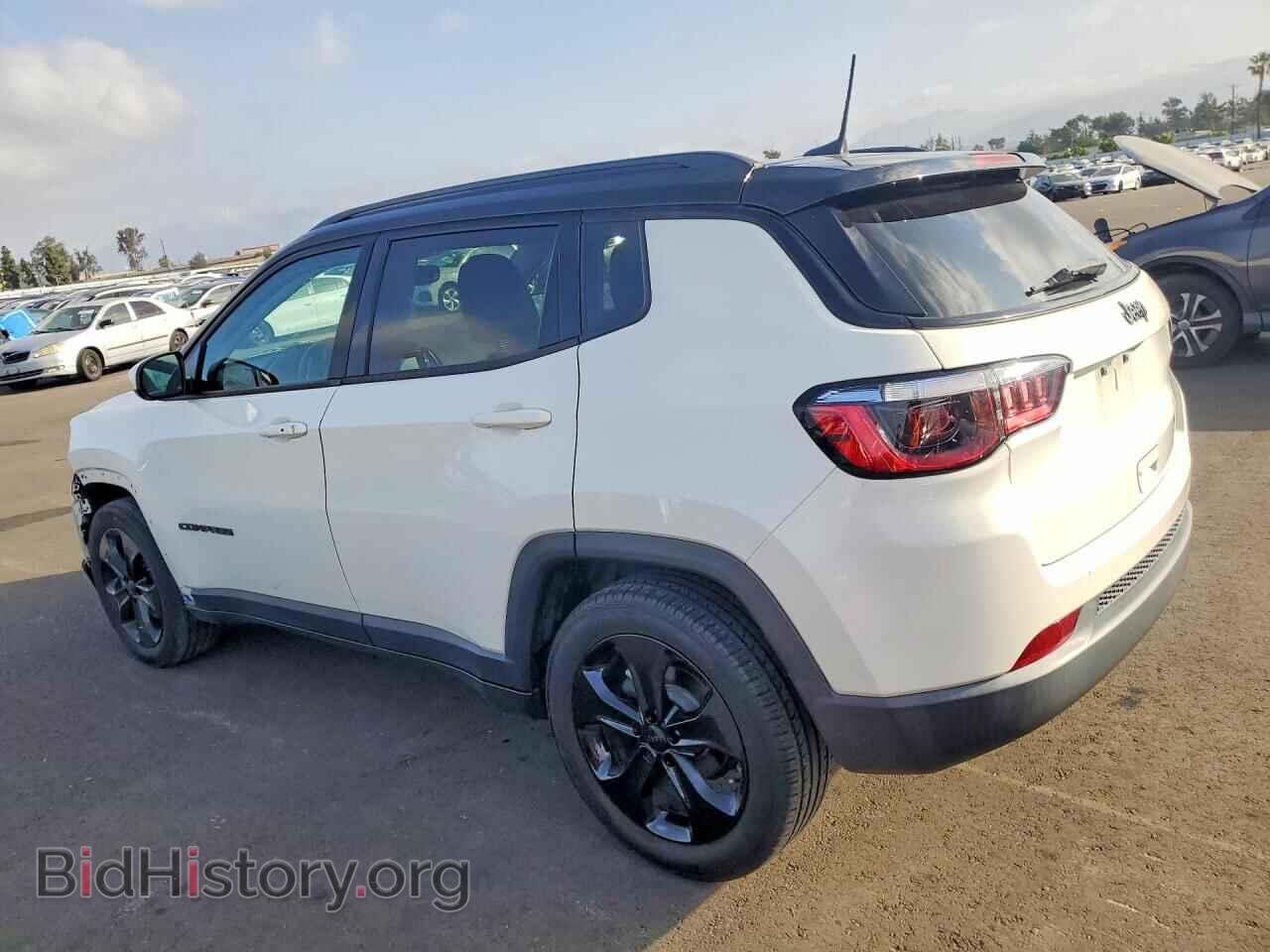 2020 JEEP COMPASS - VIN: 3C4NJCBB9LT257796 - Фото 2