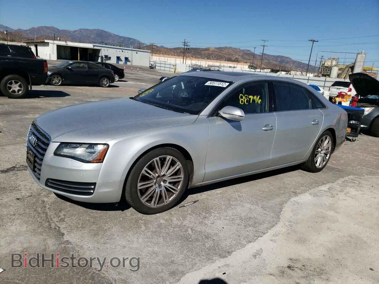 2011 AUDI A8 - VIN: WAURVAFD2BN005468 - Фото 2