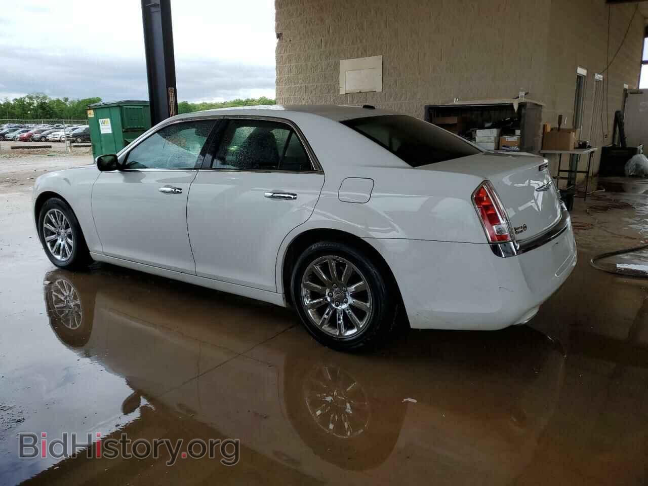 2013 CHRYSLER 300 - VIN: 2C3CCAET0DH675723 - Фото 2