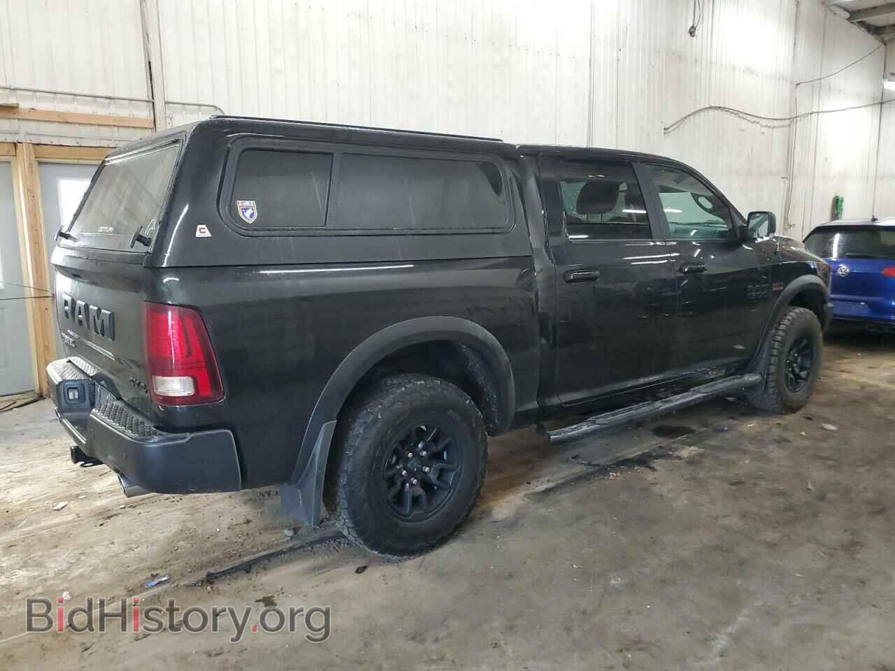 2018 RAM 1500 - VIN: 1C6RR7YT3JS128802 - Фото 3