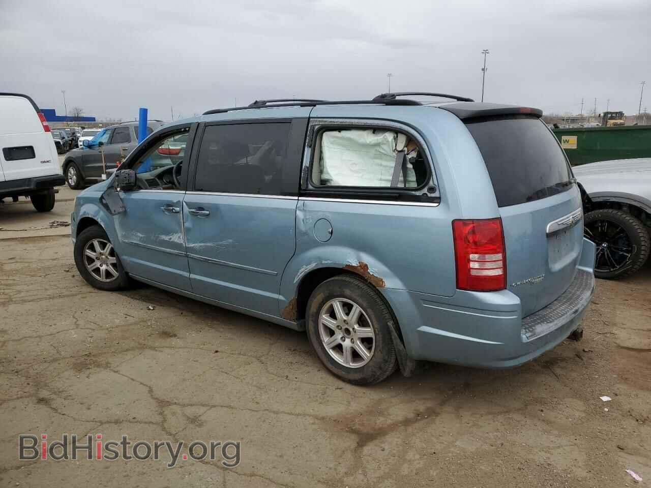 2008 CHRYSLER MINIVAN - VIN: 2A8HR54P58R637005 - Фото 2