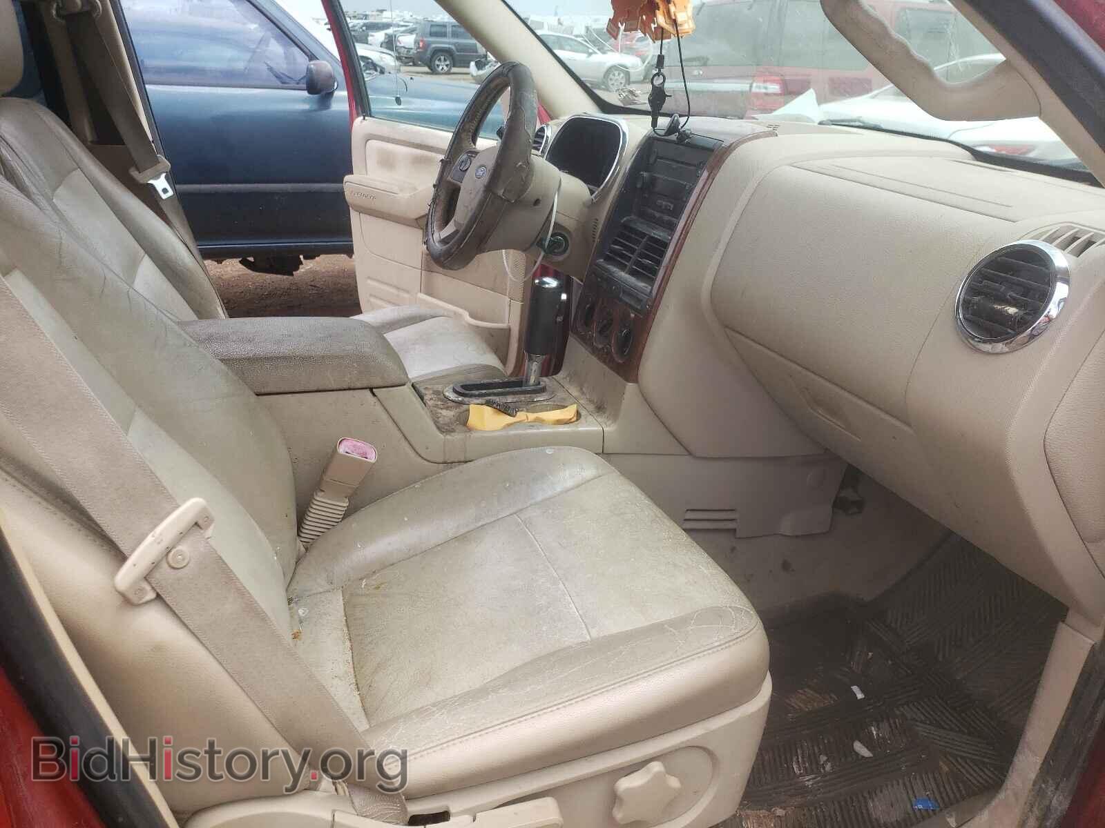 2006 FORD EXPLORER - VIN: 1FMEU64E46UB49057 - Photo 5