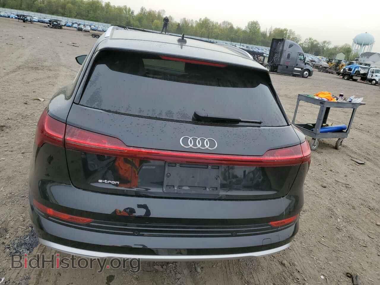 2019 AUDI E-TRON - VIN: WA1LAAGE5KB009439 - Photo 6