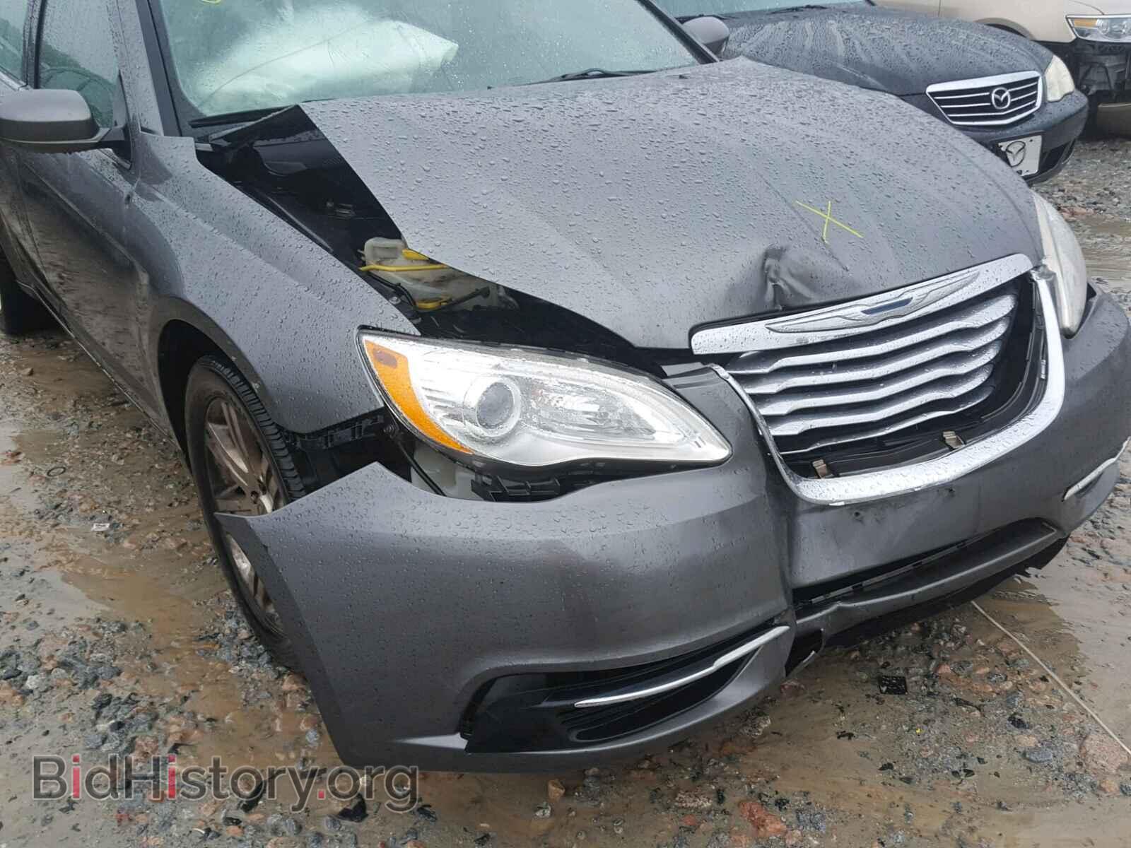 2013 CHRYSLER 200 - VIN: 1C3CCBAB3DN705923 - Фото 9