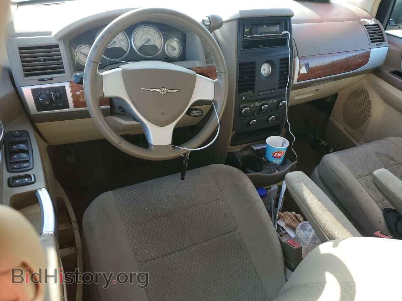 2008 CHRYSLER MINIVAN - VIN: 2A8HR54P18R128772 - Фото 8